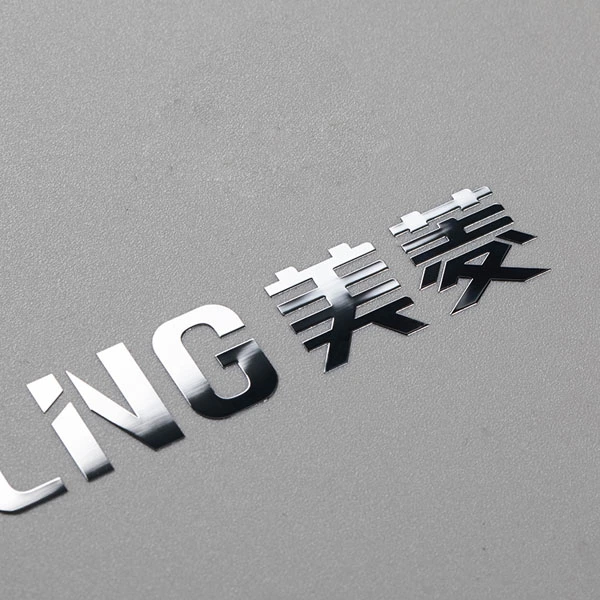 Tilpasbare metalklistermærker Nikkel skinnende varmebestandigt logo