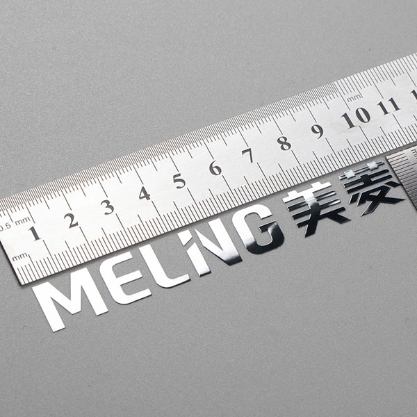 Tilpasbare metalklistermærker Nikkel skinnende varmebestandigt logo