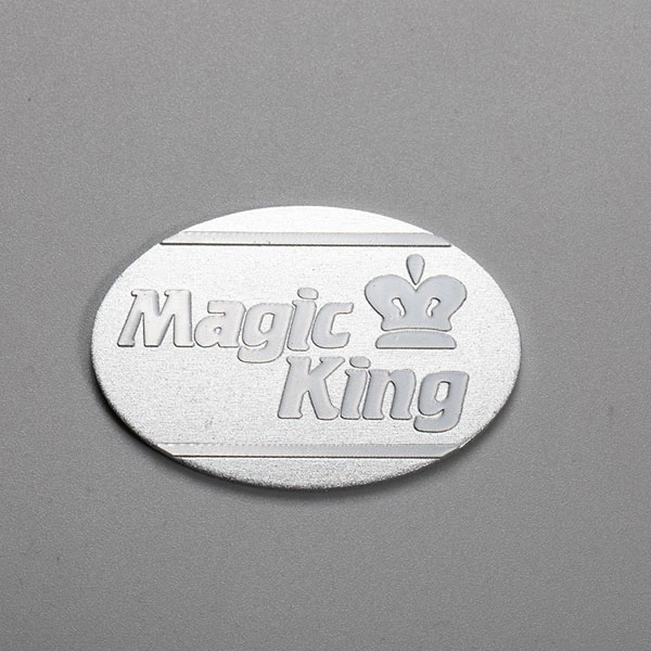 Metalklistermærke med logo