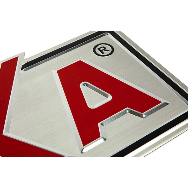 Aluminiumsgraverede navneskilte
