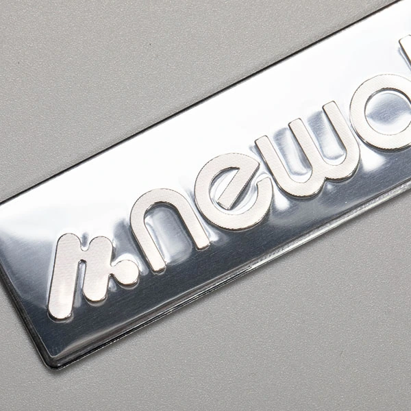Logo aluminium klistermærke