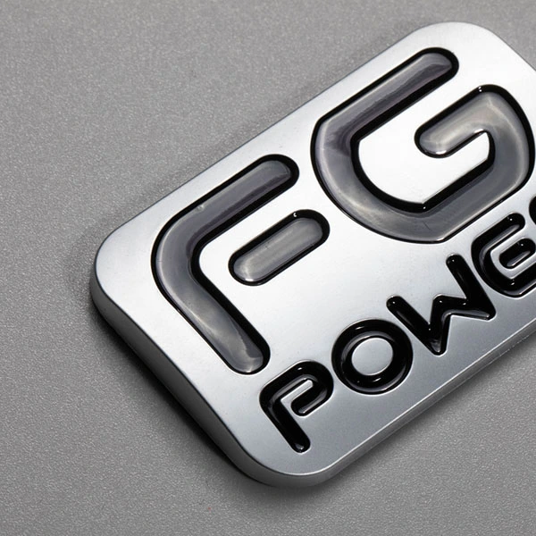 Brugerdefineret design Abs plastik krom elektroplade bil navneskilt logo fladt bogstav mat 3d bil badge emblem