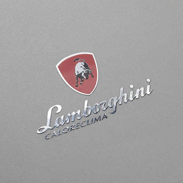Nikkel skinnende varmebestandigt logo